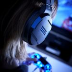 PS4OFHEADSETV3_LF02-768x1151